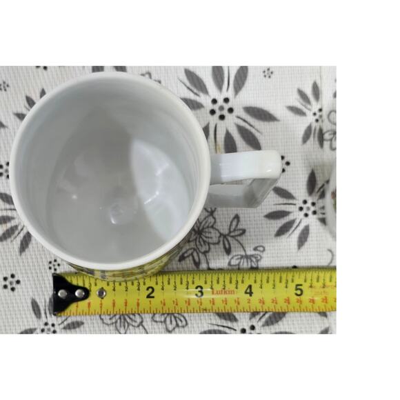 Vintage 1960s-70s Pedestal Mugs – Pair – Retro Butterfly & Floral Design - Picture 14 of 15